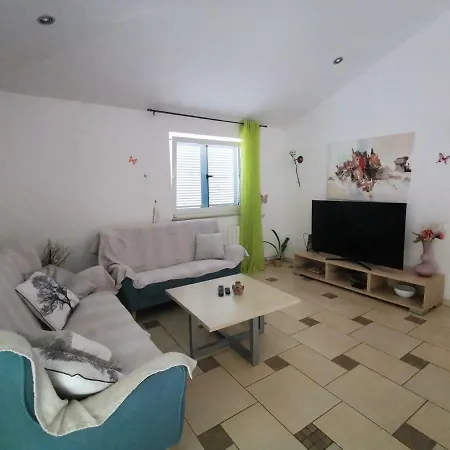 Fazanska Cesta 82 Apartmán Fažana